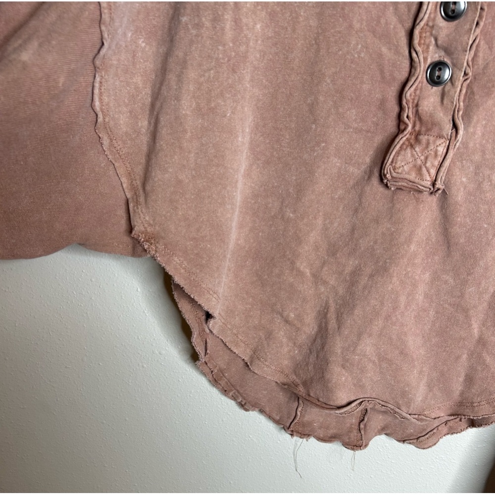 BNWOT Free People we the free mauve long sleeve top - Picture 4 of 5